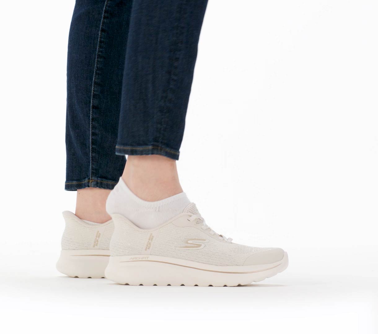 Women Slip-ins Relaxed Fit: GO WALK Arch Fit N-Joy - Ria