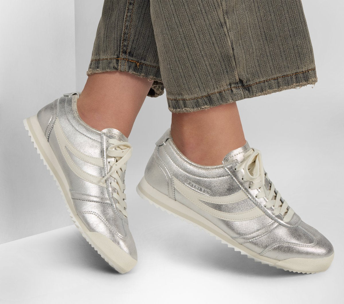 Women Topnotch - Shimmer Chic