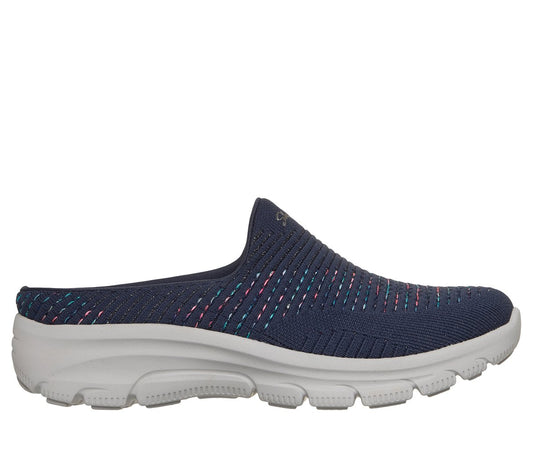 Women Relaxed Fit: Easy Going - Clear Days