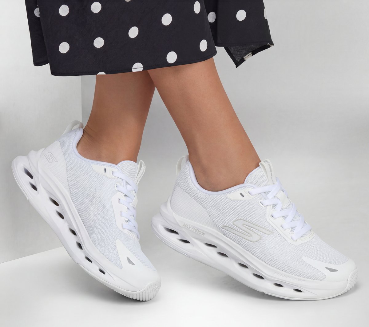 Women Max Cushioning Glide-Step - Tukker