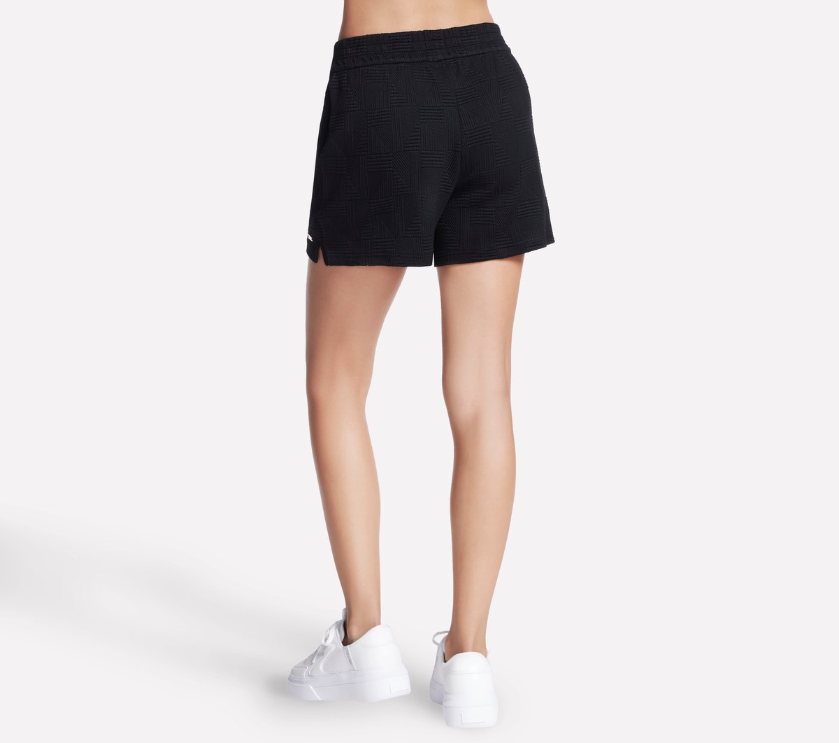 Women GO WALK Everywhere Diamond 4 Inch Short